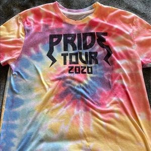 tie dye tee